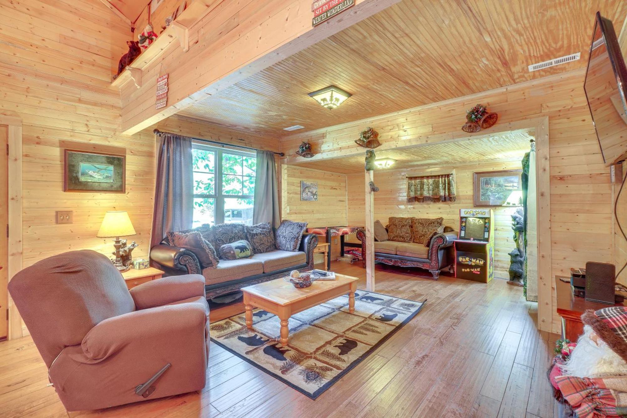 Just Fur Relaxin Sevierville Cabin With Hot Tub! エクステリア 写真