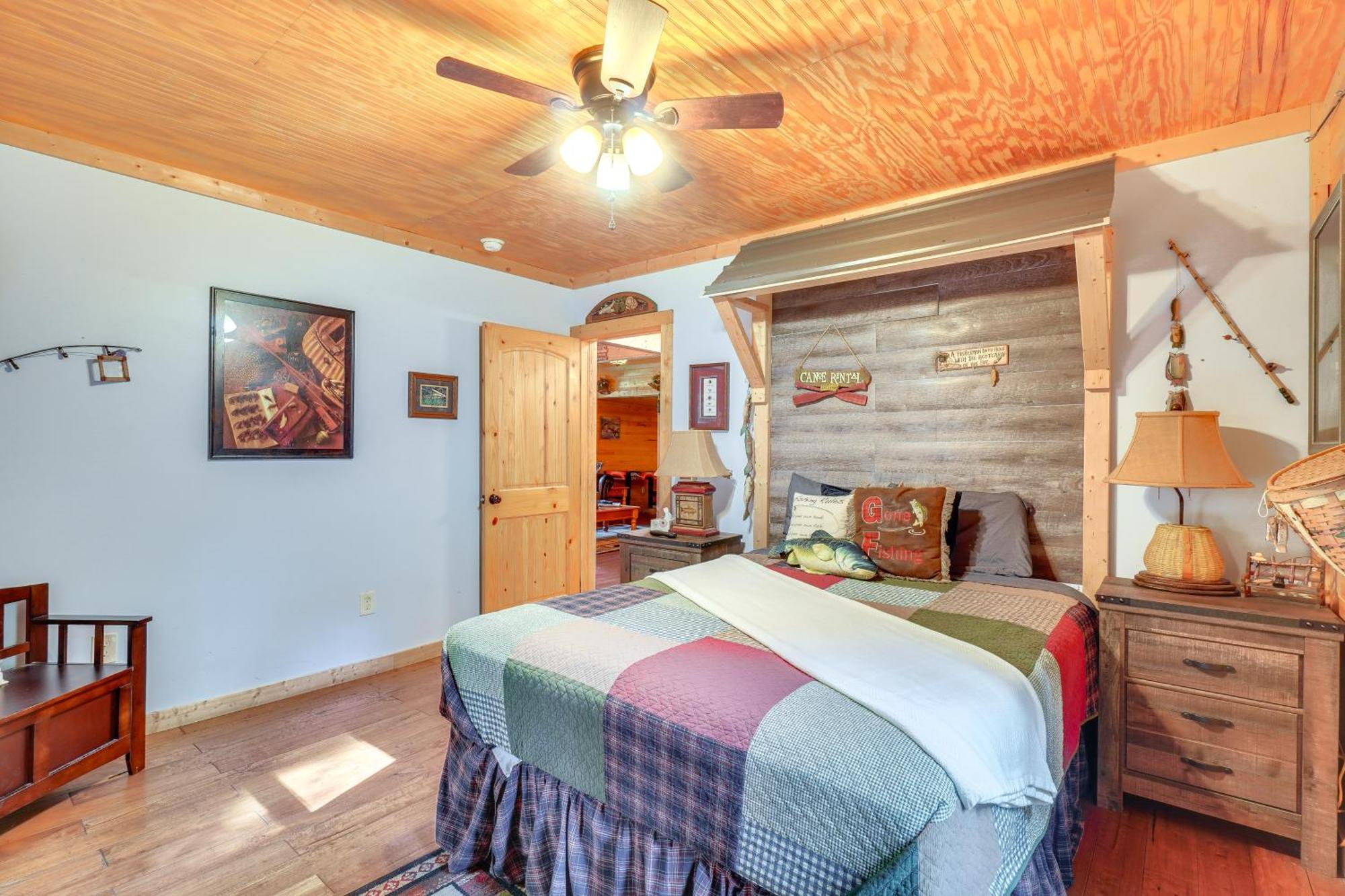 Just Fur Relaxin Sevierville Cabin With Hot Tub! エクステリア 写真